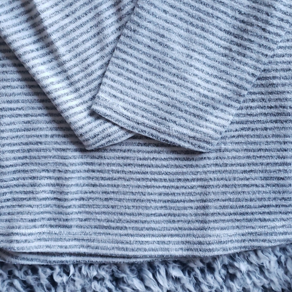 Striped Longsleeve - Picture 4 of 5